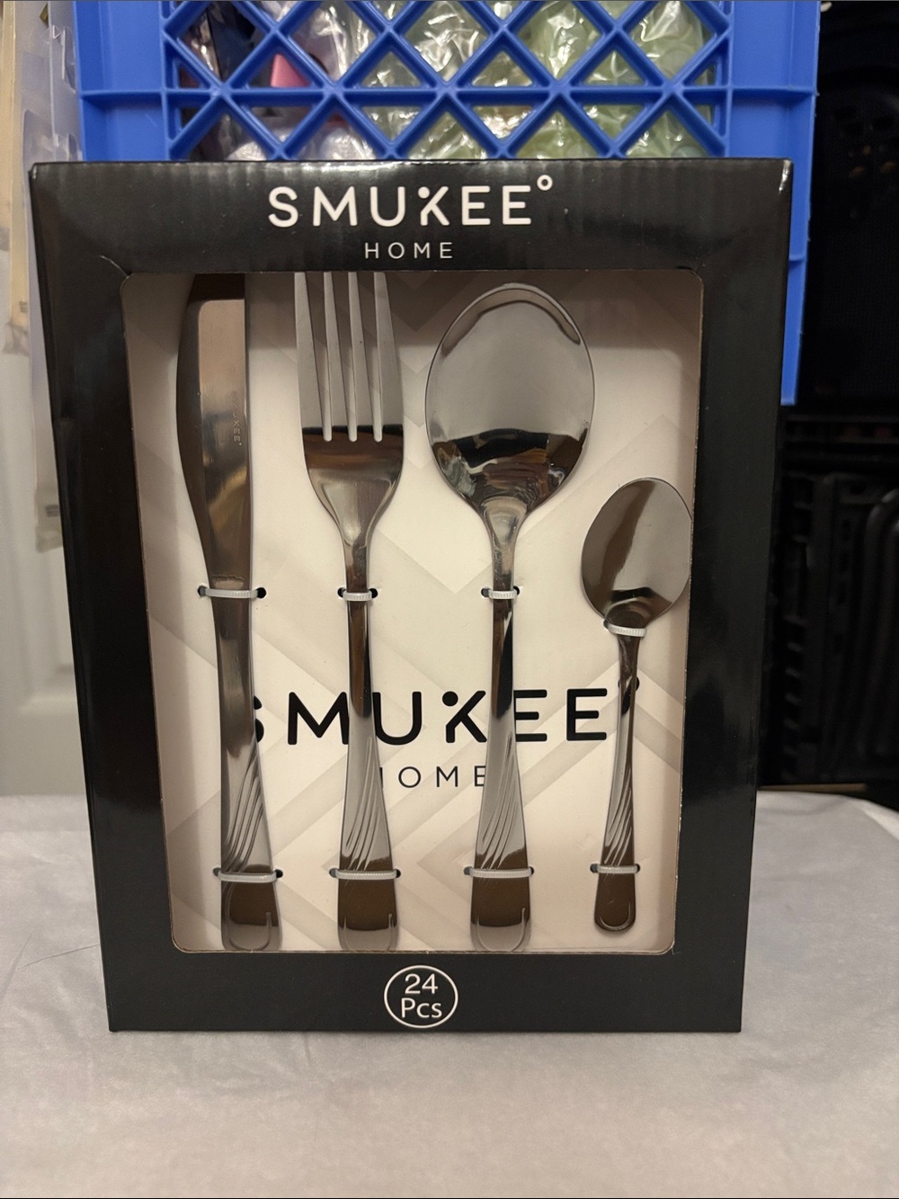 24-Piece Stainless Steel Flatware Set in Silver